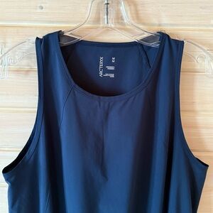 Arc’teryx Women’s Navy Sleeveless Athletic Dress Elastic Waist Size M